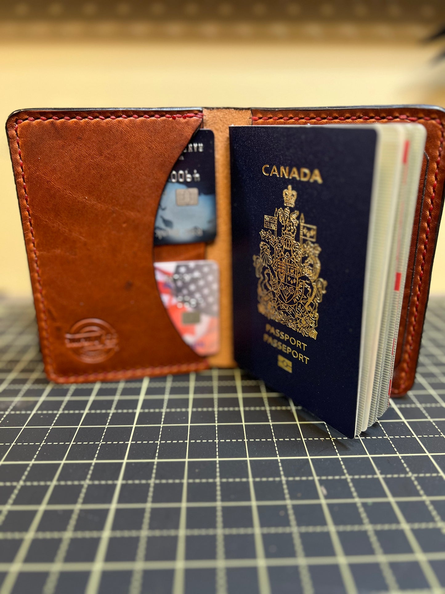 Voyageur Passport Wallet